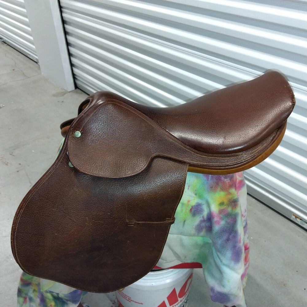 Crosby Close Contact Hunt/Jump Saddle